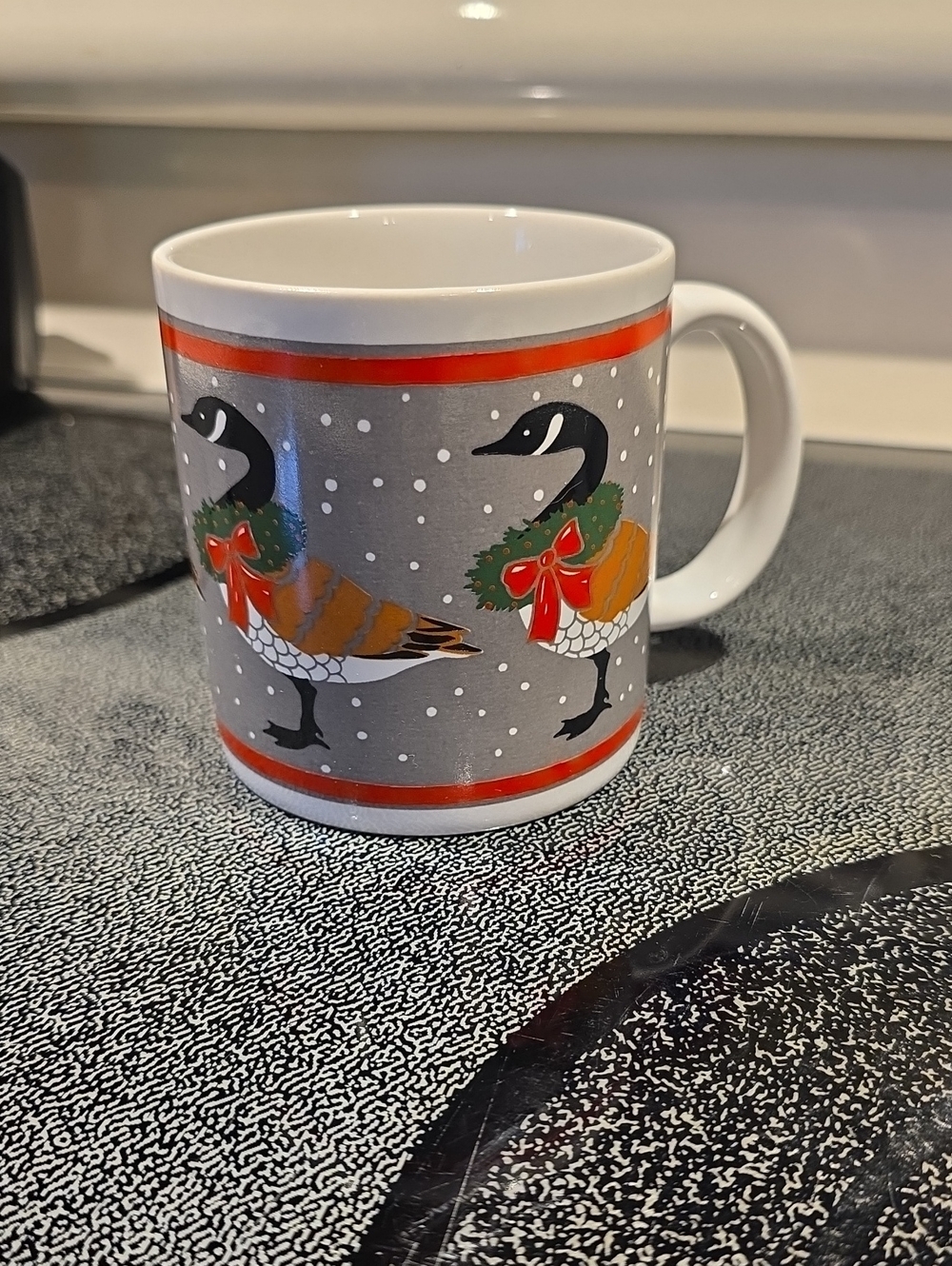Canadian Geese Holiday Ceramic Retro 1983 Coffee Mug